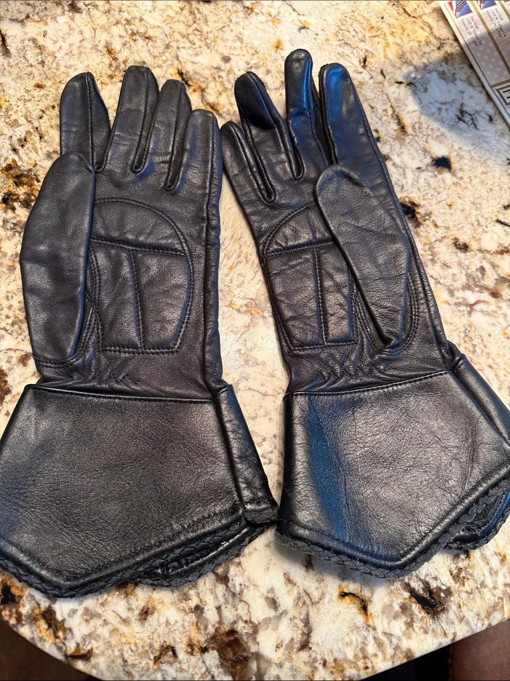 Harley-Davidson Black Leather Women's Gloves with Pink Embroidered Flame Cuff